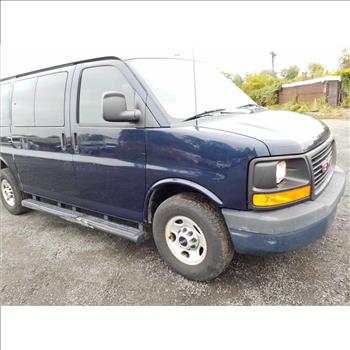 2015 GMC Savana (Hartford, CT 06114)