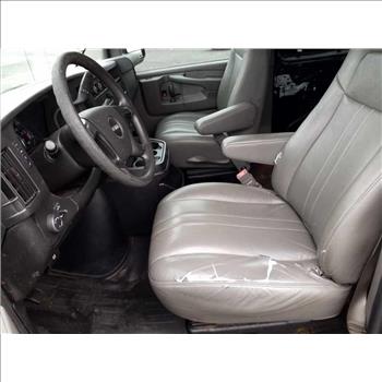 2015 GMC Savana (Hartford, CT 06114)