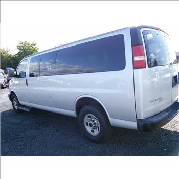 2015 GMC Savana (Hartford, CT 06114)