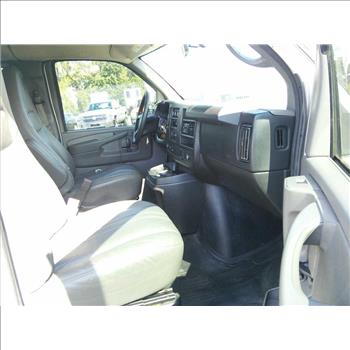 2015 GMC Savana (Hartford, CT 06114)