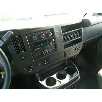 2015 GMC Savana (Hartford, CT 06114)