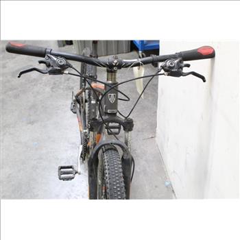 2015 Trek Marlin 5 Mountain Bike