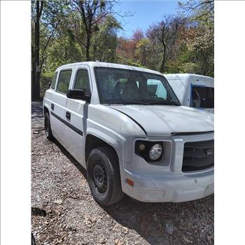 2016 AM GENERAL MV1 (Staten Island, NY 10309)