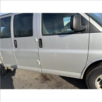 2016 Chevrolet Express (Hartford, CT 06114)