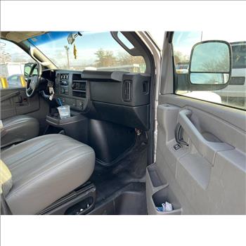 2016 Chevrolet Express (Hartford, CT 06114)