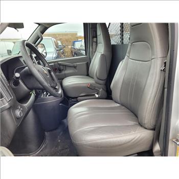 2016 Chevrolet Express (Hartford, CT 06114)
