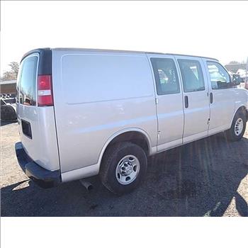 2016 Chevrolet Express (Hartford, CT 06114)