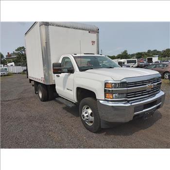 2016 Chevrolet Silverado Box Truck (Hartford, CT 06114)