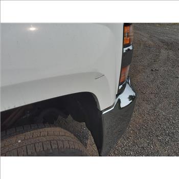 2016 Chevrolet Silverado Box Truck (Hartford, CT 06114)