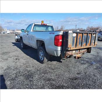 2016 Chevrolet Silverado w/Plow (Hartford, CT 06114)