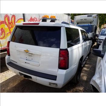 2016 Chevrolet Suburban (Staten Island, NY 10309)