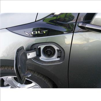 2016 Chevrolet Volt (Hartford, CT 06114)