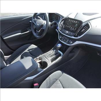 2016 Chevrolet Volt w/ Charging Cord (Hartford, CT 06114)