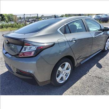 2016 Chevrolet Volt w/ Charging Cord (Hartford, CT 06114)