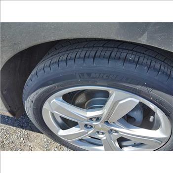 2016 Chevrolet Volt w/ Charging Cord (Hartford, CT 06114)