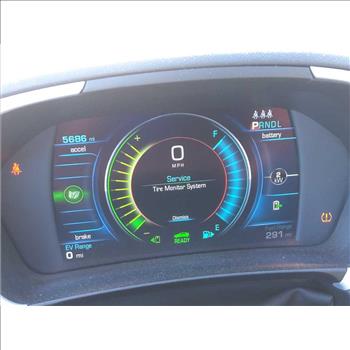 2016 Chevrolet Volt w/ Charging Cord (Hartford, CT 06114)