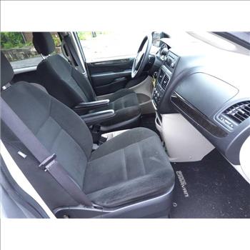 2016 Dodge Grand Caravan (Hartford, CT 06114)