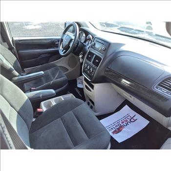 2016 Dodge Grand Caravan (Hartford, CT 06114)