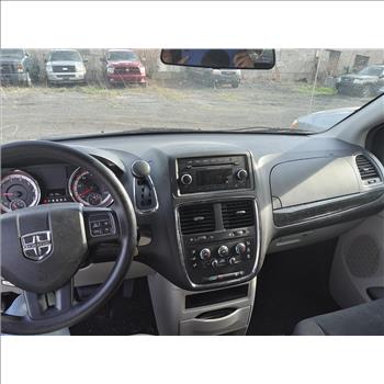 2016 Dodge Grand Caravan (Hartford, CT 06114)