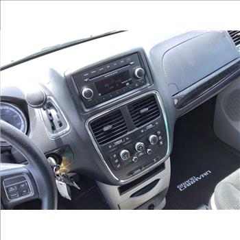 2016 Dodge Grand Caravan (Hartford, CT 06114)