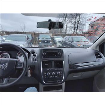 2016 Dodge Grand Caravan (Hartford, CT 06114)