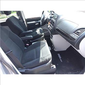 2016 Dodge Grand Caravan (Hartford, CT 06114)