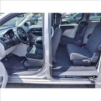 2016 Dodge Grand Caravan (Hartford, CT 06114)