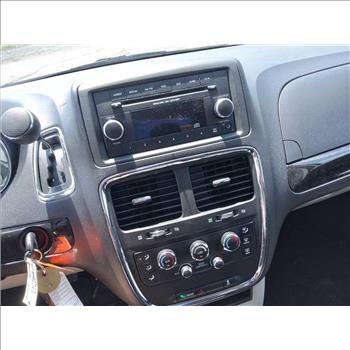 2016 Dodge Grand Caravan (Hartford, CT 06114)