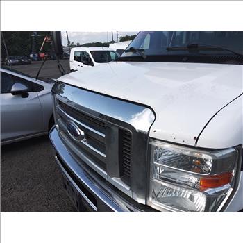 2016 Ford E-450 Econoline  (Hartford, CT 06114)