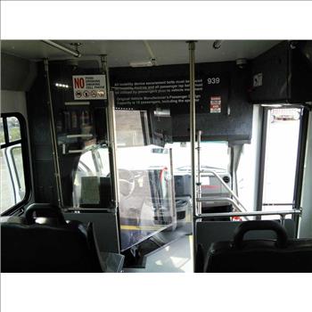 2016 Ford E450 Paratransit Bus (Hartford, CT 06114)