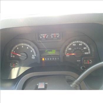 2016 Ford E450 Paratransit Bus (Hartford, CT 06114)