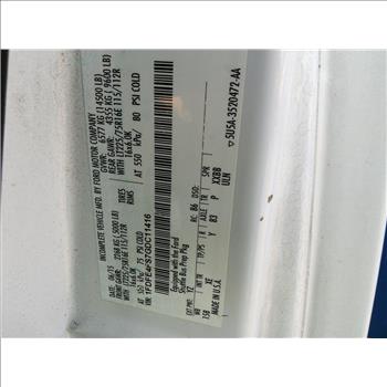 2016 Ford E450 Paratransit Bus (Hartford, CT 06114)