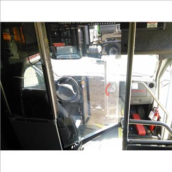 2016 Ford E450 Paratransit Bus (Hartford, CT 06114)