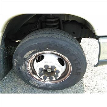 2016 Ford E450 Paratransit Bus (Hartford, CT 06114)