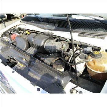 2016 Ford E450 Paratransit Bus (Hartford, CT 06114)