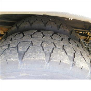 2016 Ford E450 Paratransit Bus (Hartford, CT 06114)