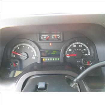 2016 Ford E450 Paratransit Bus (Hartford, CT 06114)