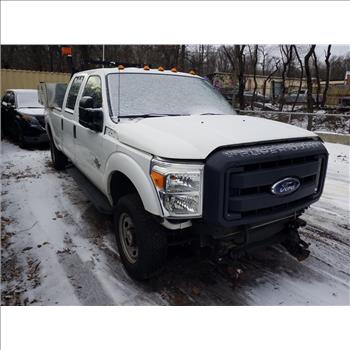2016 Ford F350 (Staten Island, NY 10309)