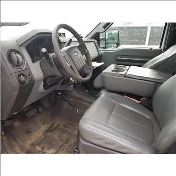 2016 Ford F350 (Staten Island, NY 10309)