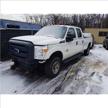 2016 Ford F350 (Staten Island, NY 10309)