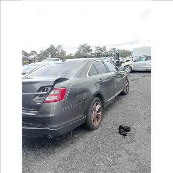 2016 Ford Taurus (Brooklyn, NY 11214)
