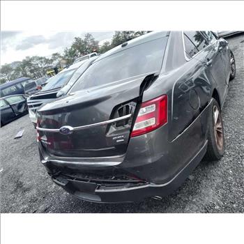 2016 Ford Taurus (Brooklyn, NY 11214)