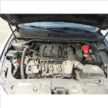 2016 Ford Taurus (Hartford, CT 06114)