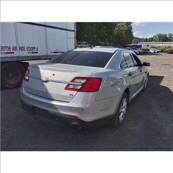 2016 Ford Taurus (Hartford, CT 06114)