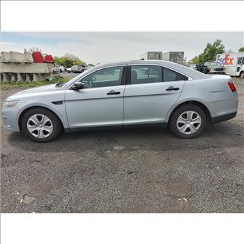 2016 Ford Taurus (Hartford, CT 06114)