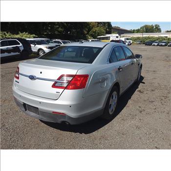 2016 Ford Taurus (Hartford, CT 06114)