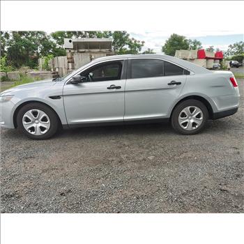 2016 Ford Taurus (Hartford, CT 06114)