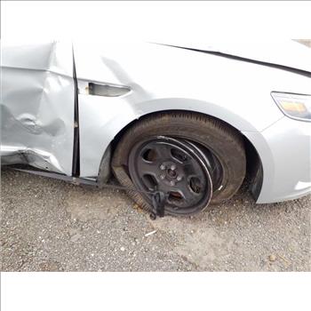 2016 Ford Taurus (Hartford, CT 06114)