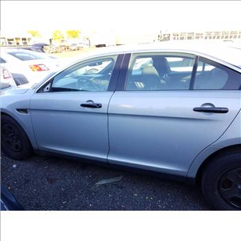 2016 Ford Taurus (Hartford, CT 06114)