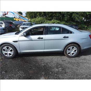 2016 Ford Taurus (Hartford, CT 06114)